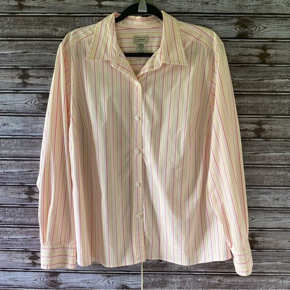 LL Bean Long-Sleeved Button-Down‎ Shirt Size XL
